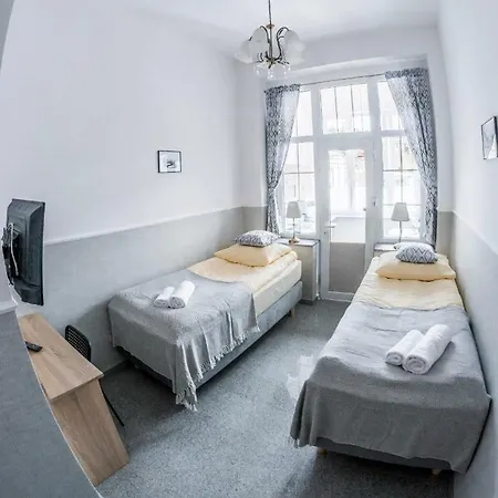 Pod Jedynka - Jednosci Narodowej 3/1 Sklářská Poruba